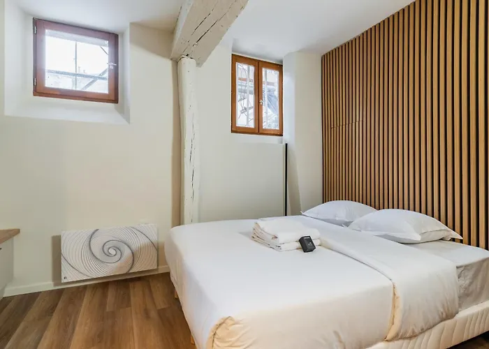 Ile Saint Louis 4 - 2p Apartment Paris